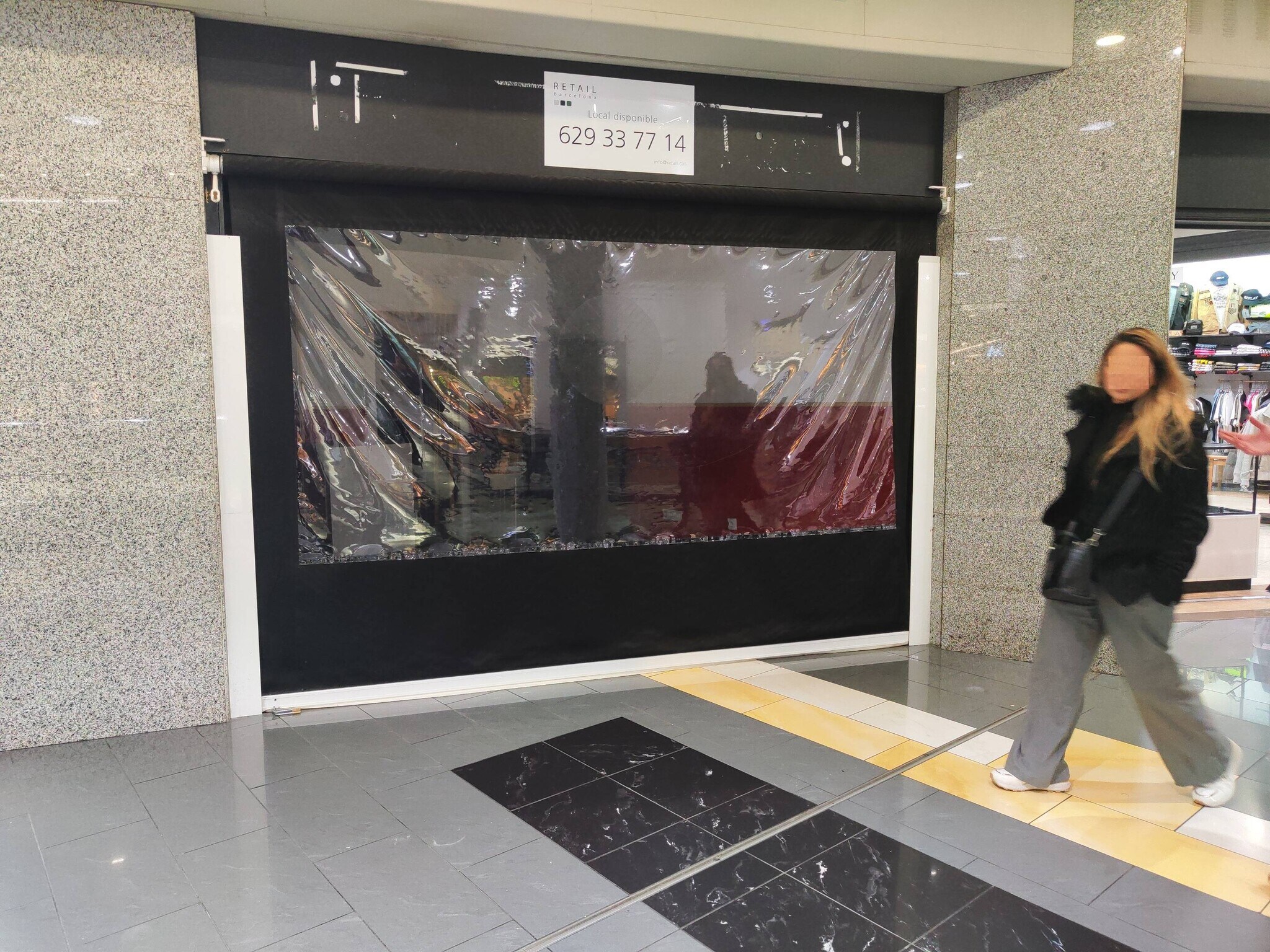 Commerce de détail dans Barberà del Vallès, Barcelona à louer Photo intérieure- Image 1 de 5