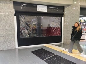 Commerce de détail dans Barberà del Vallès, Barcelona à louer Photo intérieure- Image 1 de 5