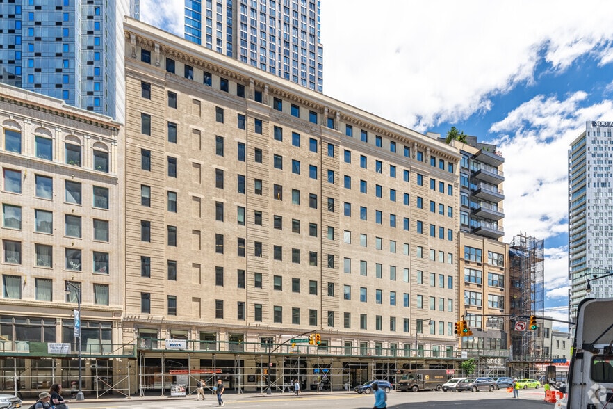 41 Flatbush Ave, Brooklyn, NY for lease - Building Photo - Image 1 of 23