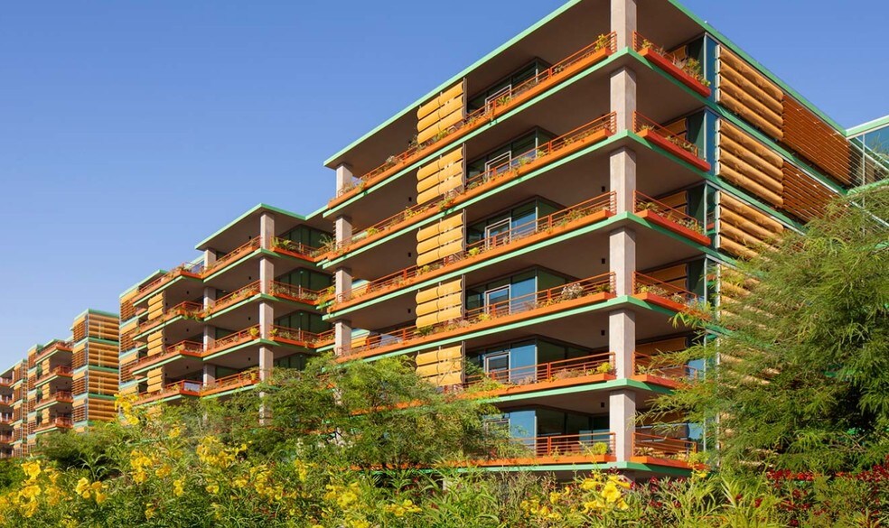 6895 E Camelback Rd, Scottsdale, AZ à louer - Photo du bâtiment - Image 3 de 32