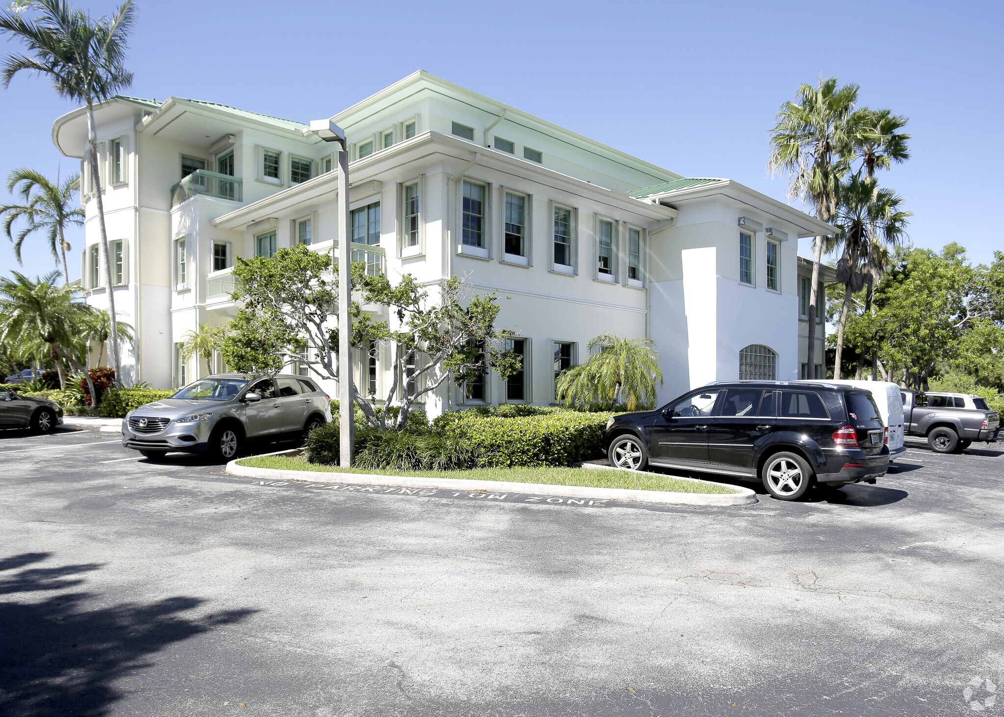 7400 SW 50th Ter, Miami, FL à vendre Photo principale- Image 1 de 1