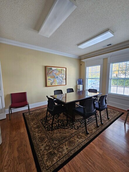 500 W Lanier Ave, Fayetteville, GA à vendre - Photo du bâtiment - Image 3 de 12