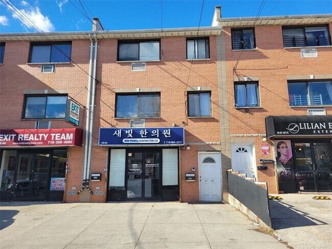 More details for 45-64 162nd St, Flushing, NY - Retail for Sale