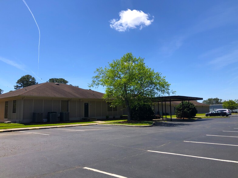 200 Doctors Dr, Jacksonville, NC for sale - Building Photo - Image 3 of 10