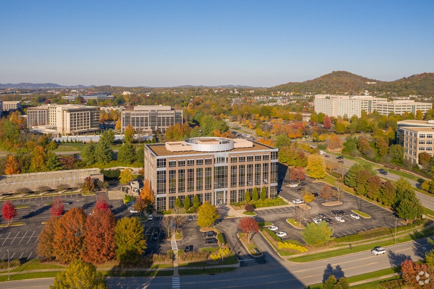 800 crescent centre Dr, Franklin, TN for lease - Aerial - Image 3 of 18
