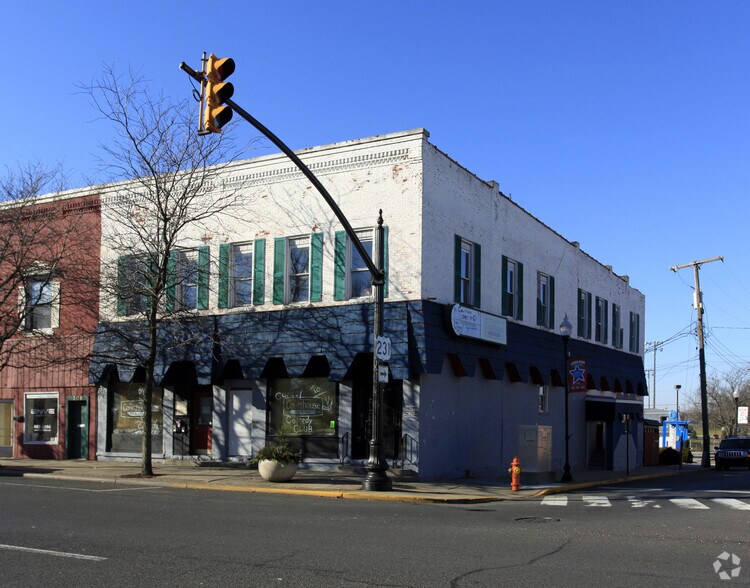 101 S Court St, Crown Point, IN for lease - Primary Photo - Image 1 of 2