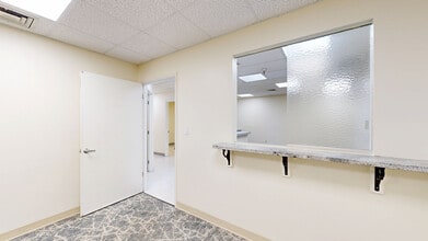 6388 Silver Star Rd, Orlando, FL à louer Numérisation 3D de Matterport- Image 1 de 6