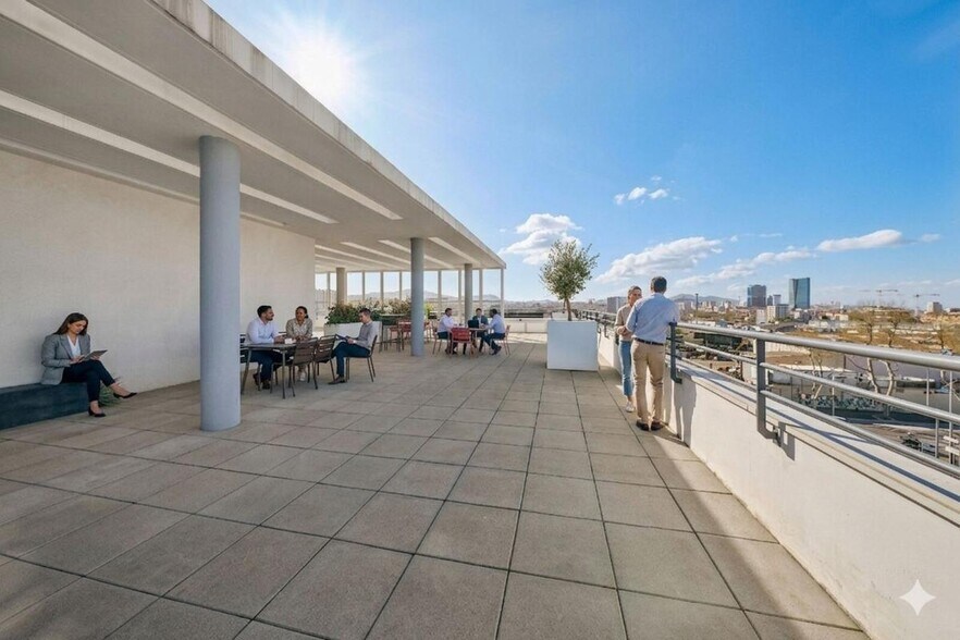 35 Boulevard Du Capitaine Geze, Marseille à louer - Photo du bâtiment - Image 1 de 16