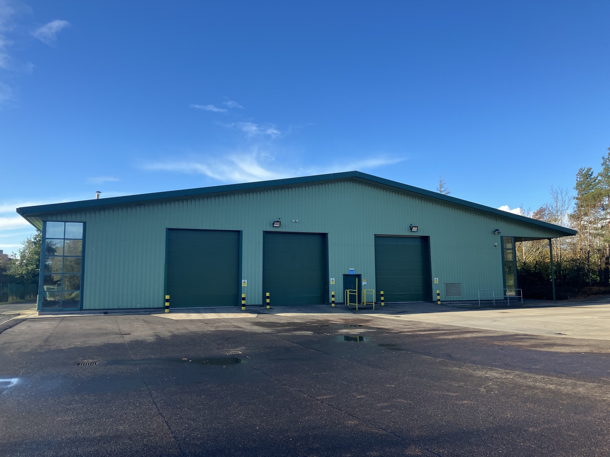 Pitreavie Cres, Dunfermline for lease Building Photo- Image 1 of 12