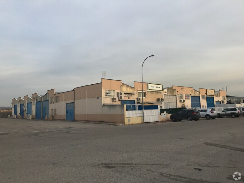 Industrial in Velilla de San Antonio, Madrid for lease - Building Photo - Image 2 of 5