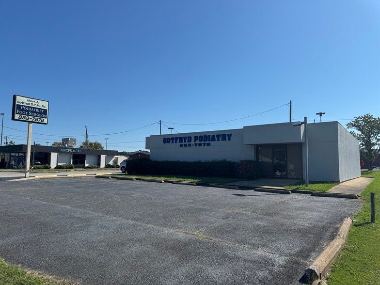 1703 Center Point Pky, Birmingham, AL for lease - Building Photo - Image 2 of 2