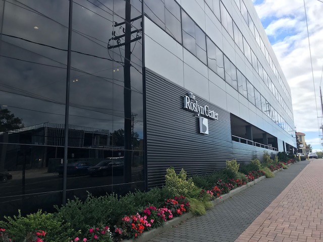 1044 Northern Blvd, Roslyn, NY for lease Primary Photo- Image 1 of 6