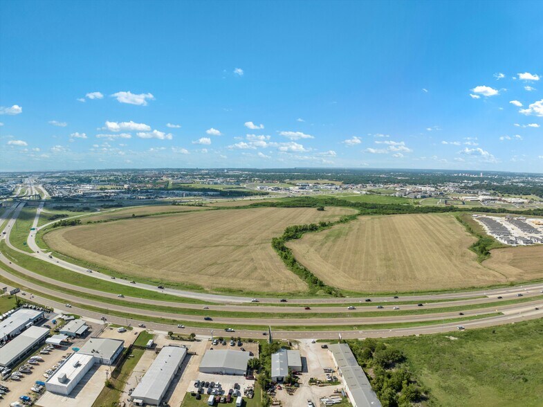 256.24 Acres on IH 35 & Hwy6, Waco, TX for lease - Aerial - Image 2 of 4