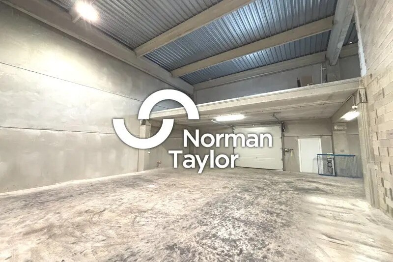 Flex in Montpellier for lease - Interior Photo - Image 2 of 7