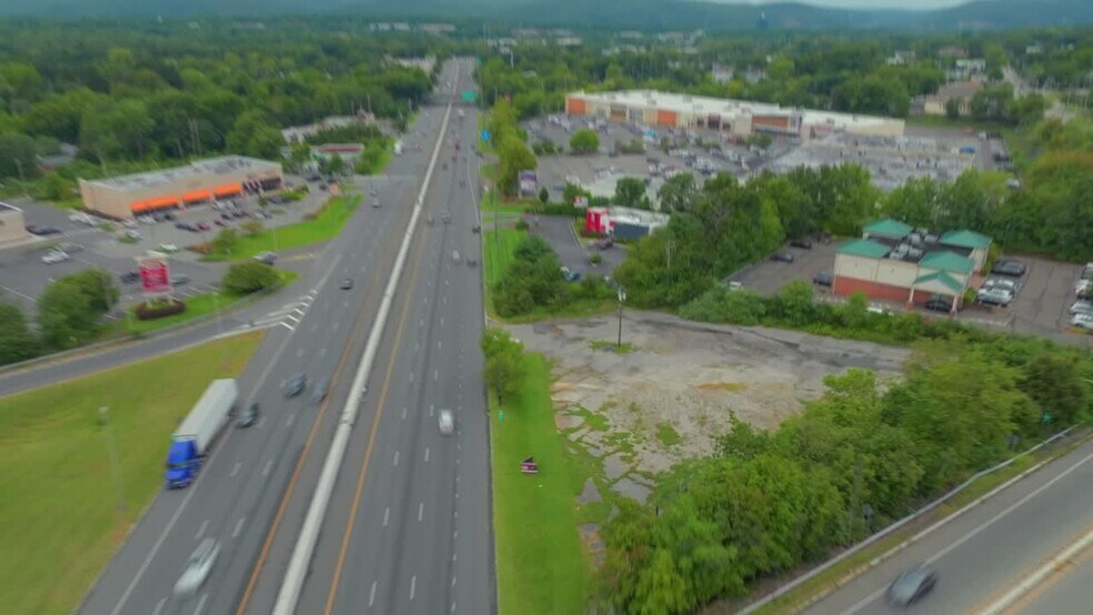 1216 Rt 17, Ramsey, NJ à vendre - Vidéo sur l’inscription commerciale - Image 2 de 7