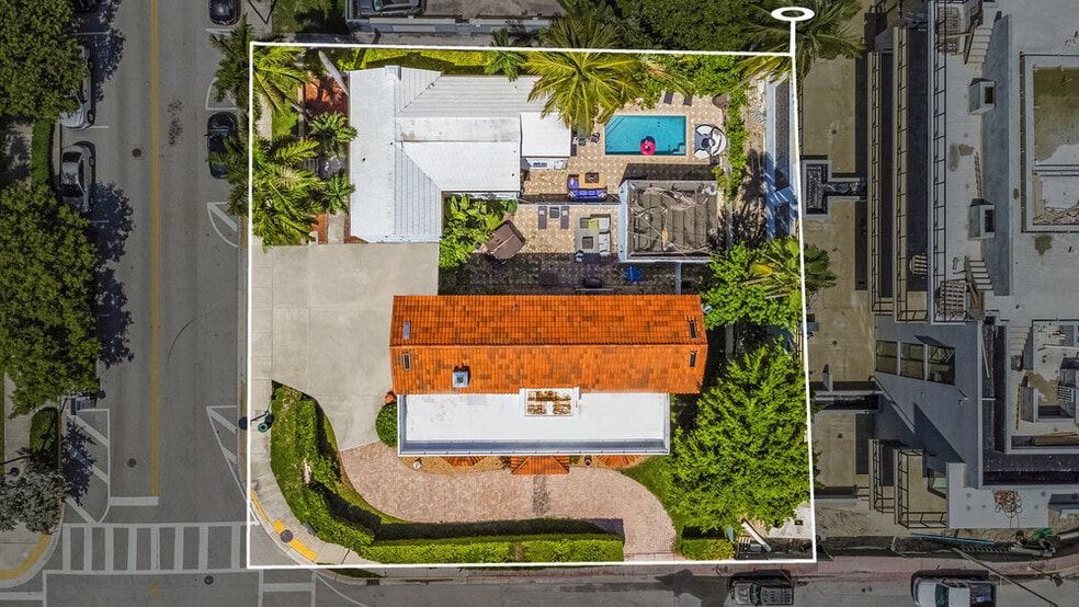 1400 West Ave, Miami Beach, FL à vendre - Photo du bâtiment - Image 3 de 21