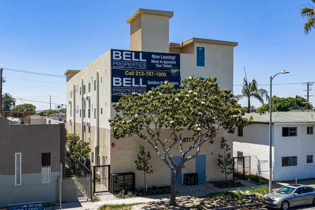 Plus de détails pour 8717 S Central Ave, Los Angeles, CA - Multi-résidentiel aux enchères