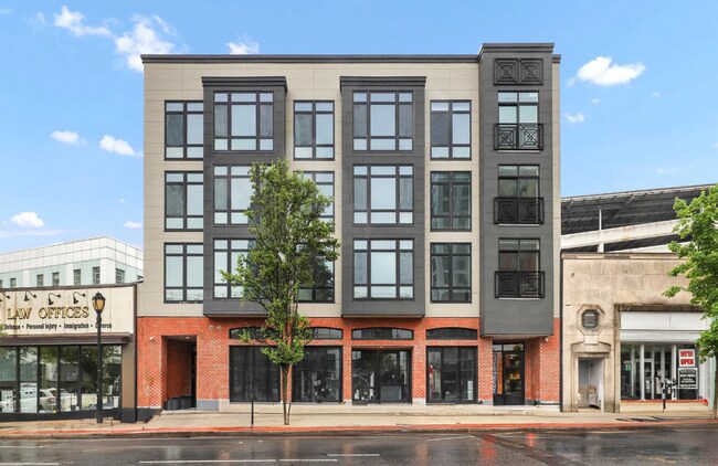 Plus de détails pour 199 E Post Rd, White Plains, NY - Multi-résidentiel à vendre