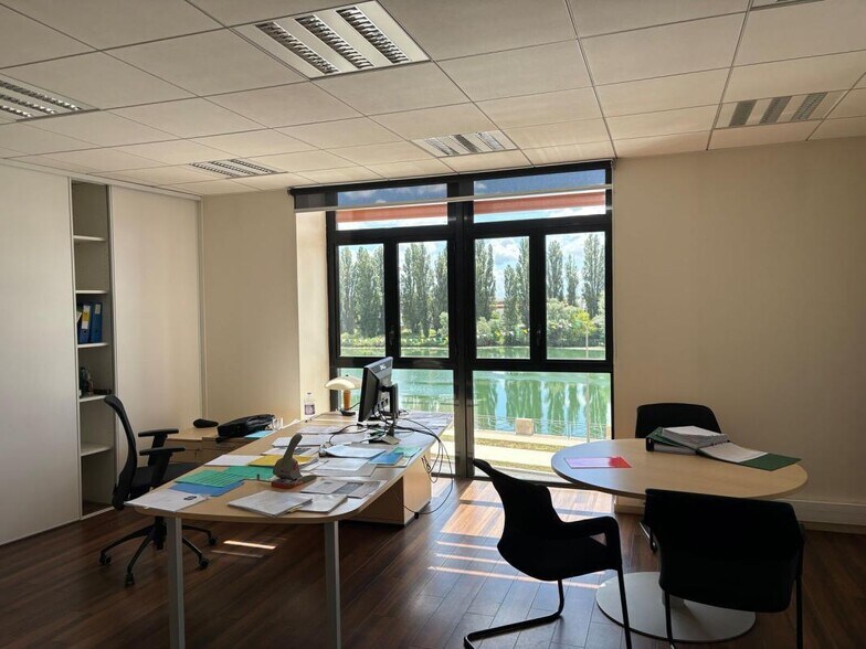 32 Quai Saint-Cosme, Chalon-sur-Saône à louer - Photo du bâtiment - Image 3 de 15