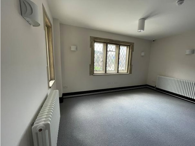 1D Robson Rd, London for lease - Interior Photo - Image 2 of 3