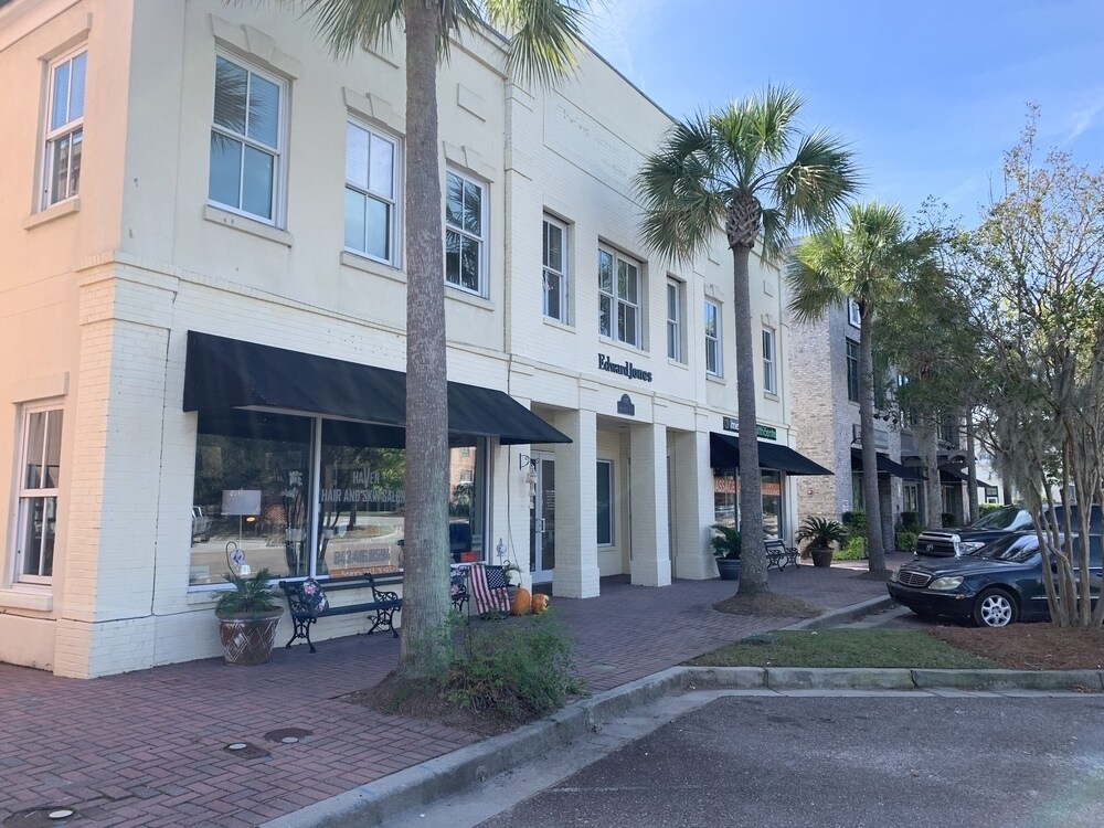 895 Island Park Dr, Charleston, SC for lease Primary Photo- Image 1 of 18