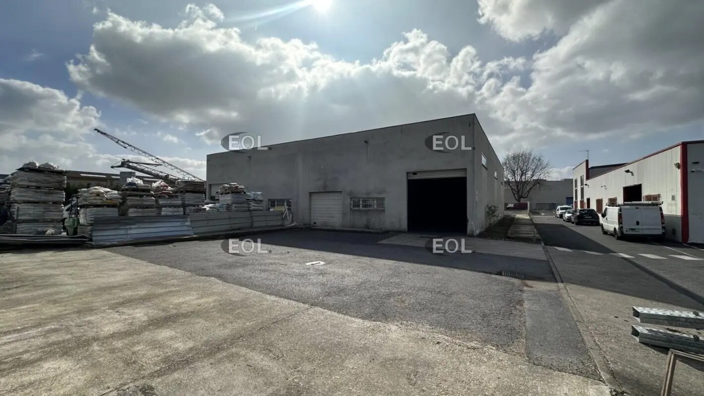 Flex dans Champigny-sur-Marne à louer Photo du bâtiment- Image 1 de 17