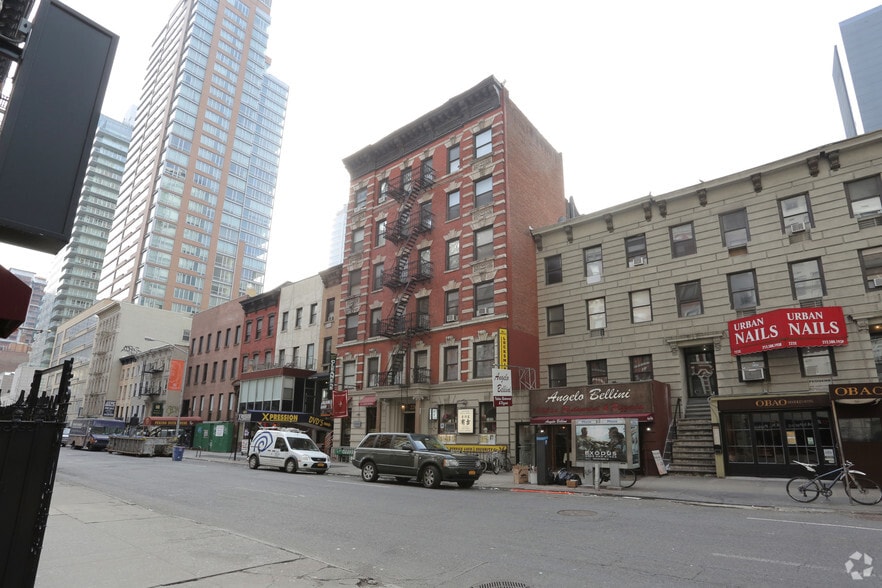 226 E 53rd St, New York, NY for sale - Primary Photo - Image 1 of 3