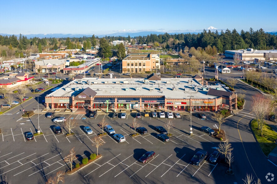 9908-10004 NE Halsey St, Portland, OR for lease - Aerial - Image 2 of 5