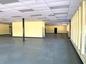 8707-8771 Temple Terrace Hwy, Temple Terrace, FL for lease Building Photo- Image 2 of 5