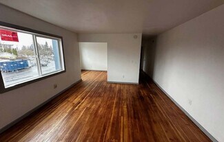 Plus de détails pour 8440 N Interstate Ave, Portland, OR - Commerce de détail à louer