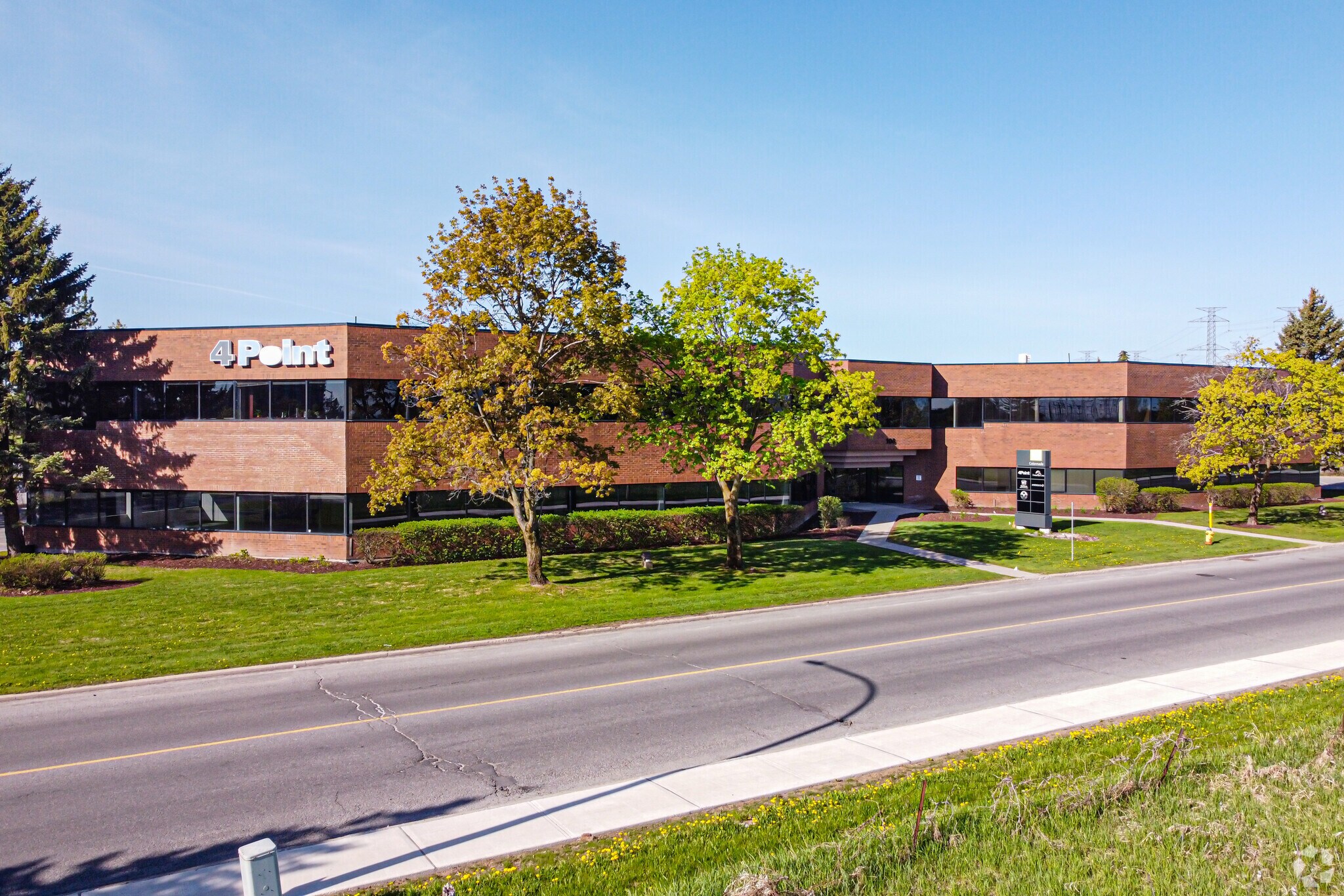 106 Colonnade Rd, Ottawa, ON for sale Primary Photo- Image 1 of 1