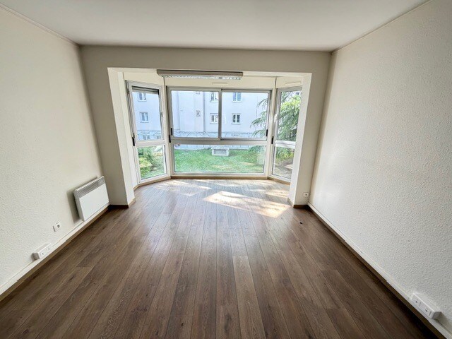 22 Rue Robert, Lyon for lease Primary Photo- Image 1 of 10