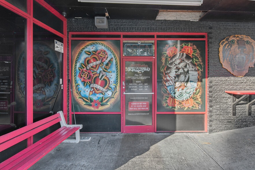 5955 Yadkin Rd, Fayetteville, NC for sale - Building Photo - Image 3 of 22