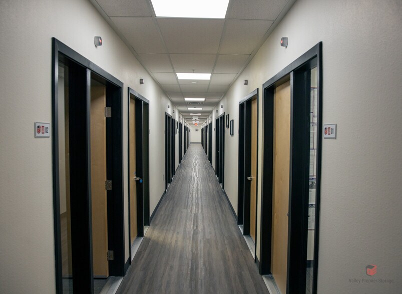 1402 W Pico Ave, El Centro, CA à louer - Photo intérieure - Image 3 de 9