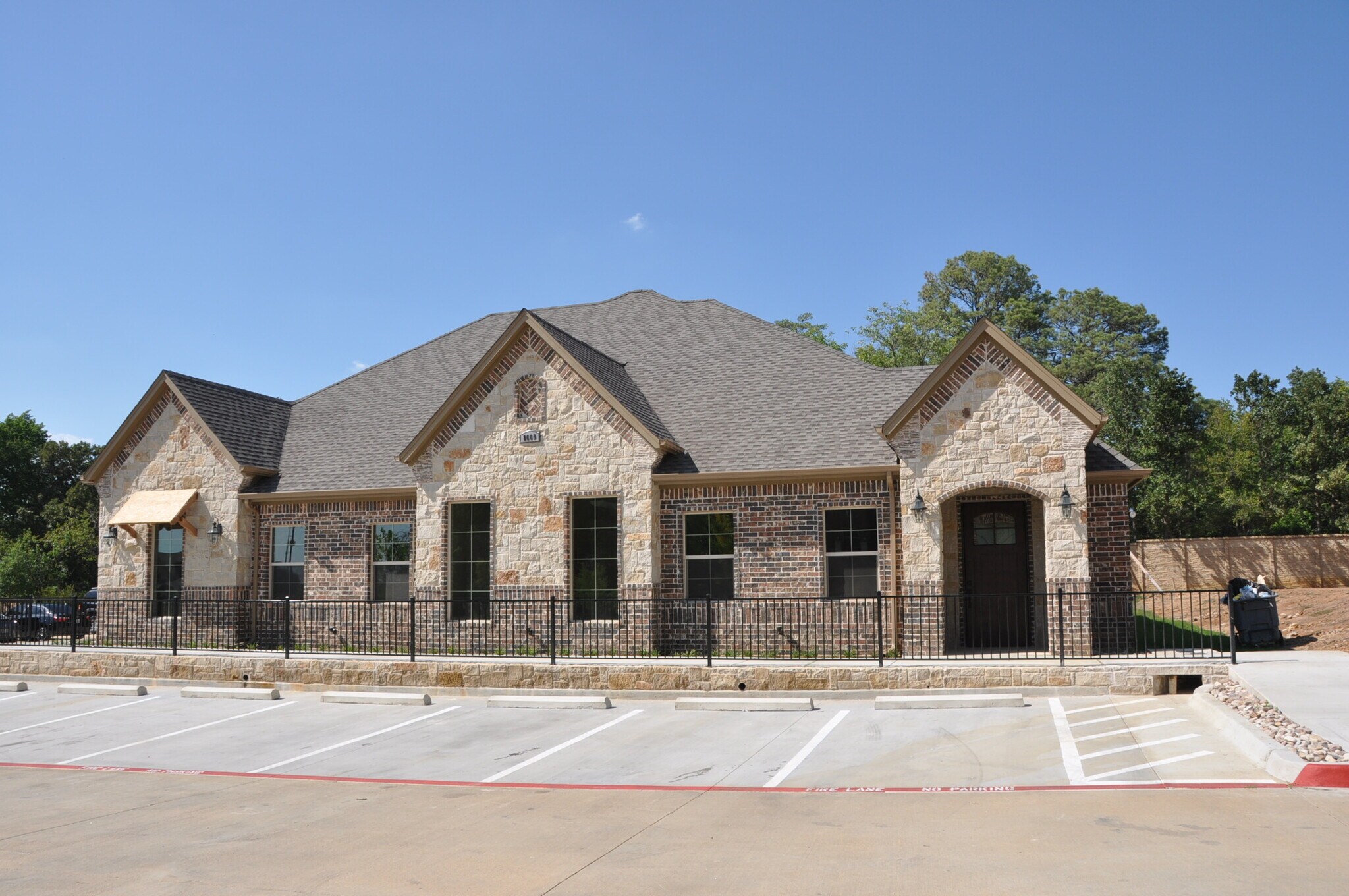 8609 Mid Cities Blvd, North Richland Hills, TX for sale Building Photo- Image 1 of 1