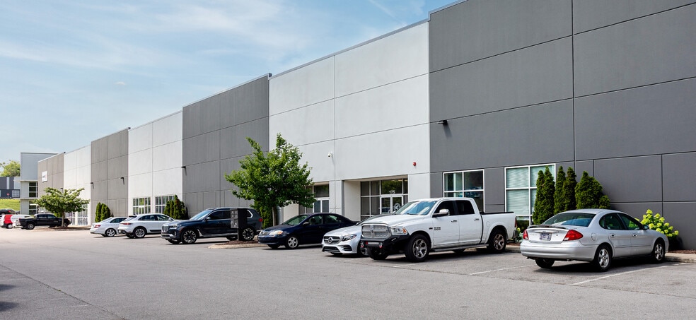1922 Old Murfreesboro Rd, Nashville, TN for lease - Primary Photo - Image 1 of 6
