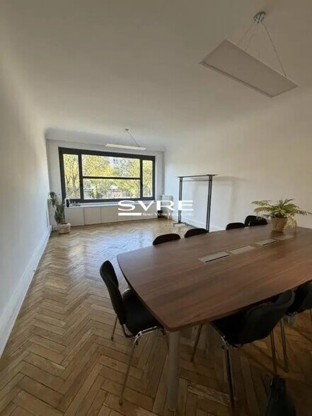 Bureau dans Marseille à louer - Photo du bâtiment - Image 3 de 13