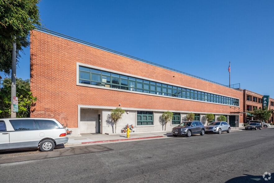 3840 Watseka Ave, Culver City, CA for lease - Building Photo - Image 2 of 5