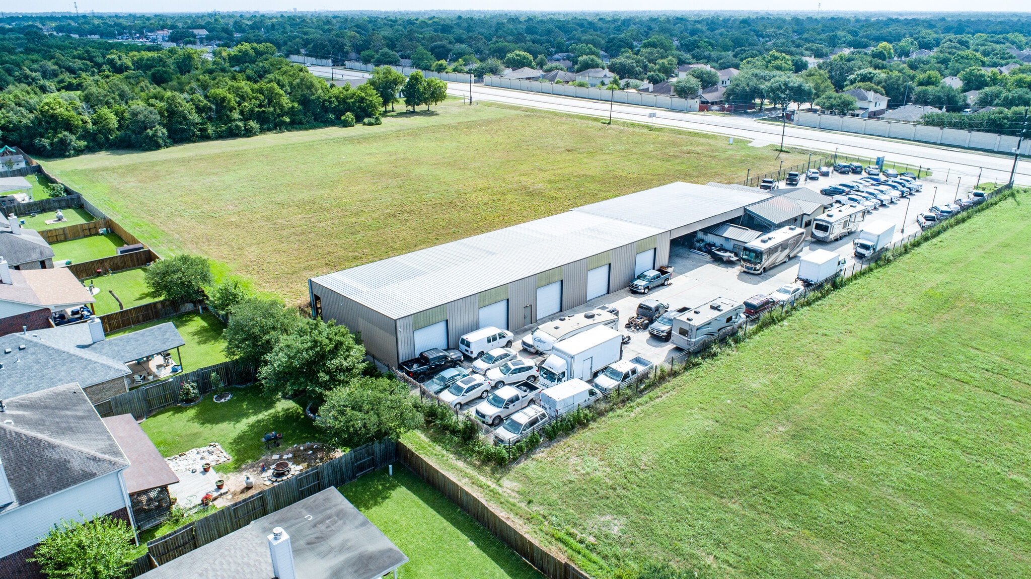 303 Crabb River Rd, Richmond, TX à vendre Photo du bâtiment- Image 1 de 5