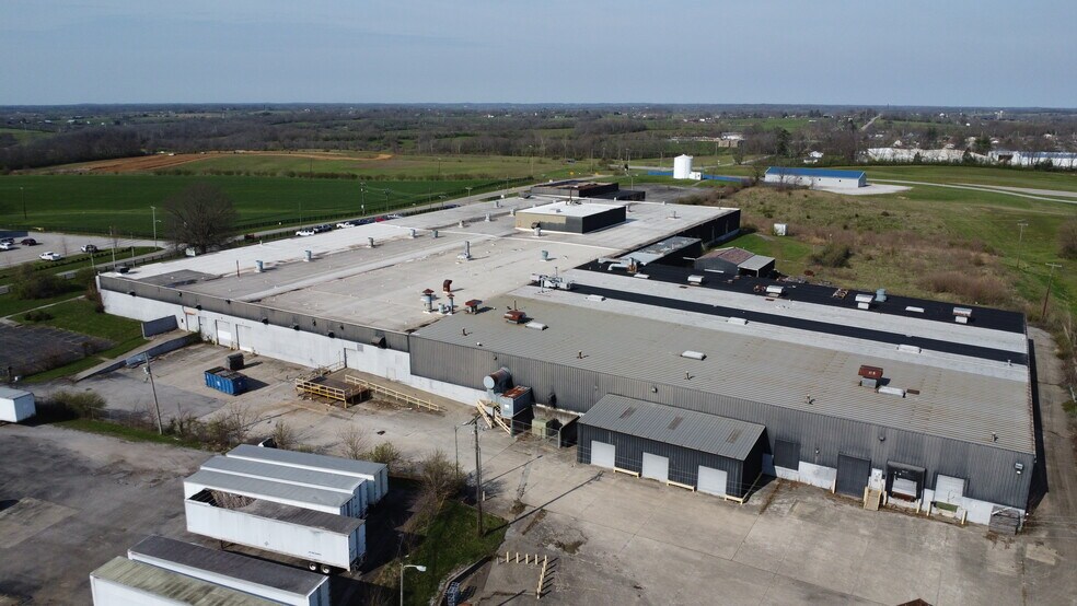 1070 KY Highway 356, Cynthiana, KY à louer - Photo du bâtiment - Image 2 de 6