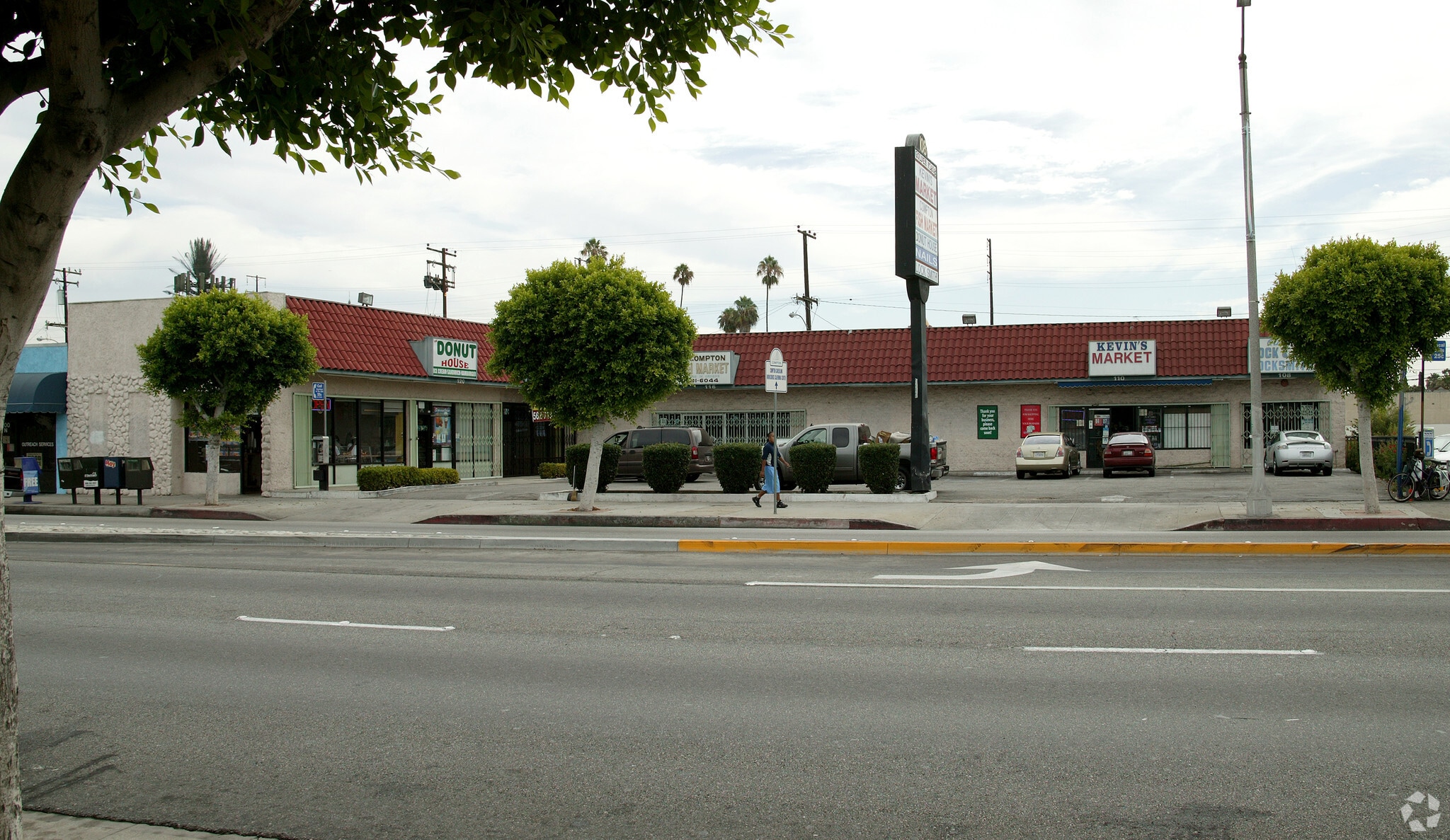 108-120 N Long Beach Blvd, Compton, CA à vendre Photo principale- Image 1 de 15