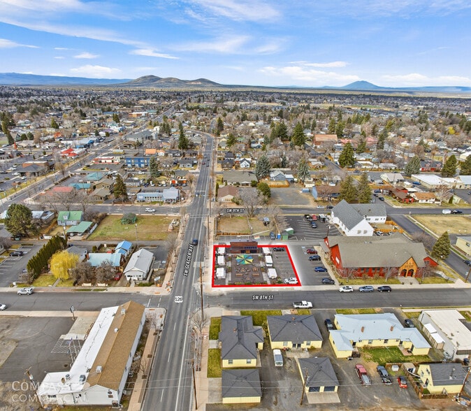 639 SW 8th St, Redmond, OR for sale - Building Photo - Image 3 of 8