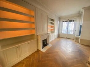 9 Boulevard Des Brotteaux, Lyon for lease Interior Photo- Image 2 of 16