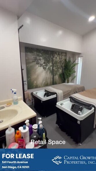 541 4th Ave, San Diego, CA à louer - Vidéo sur l’inscription commerciale - Image 2 de 23