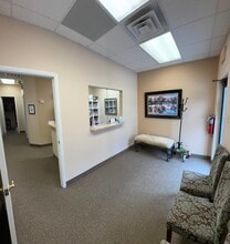 127 Church Road, Mount Laurel, NJ à louer Photo intérieure- Image 1 de 7