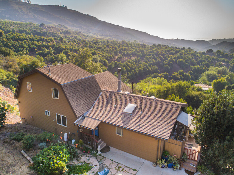 5850 Casitas Pass Rd, Ventura, CA for sale - Primary Photo - Image 1 of 12