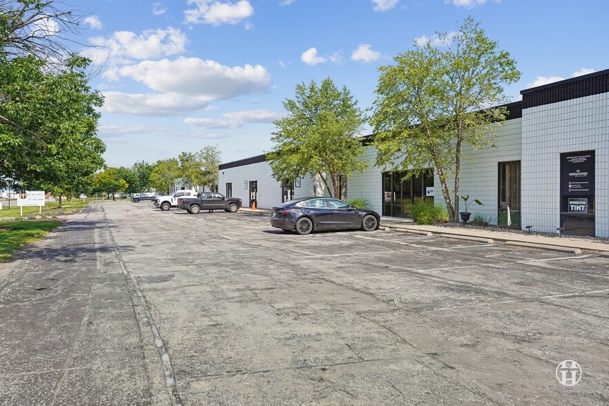 5603 W Raymond St, Indianapolis, IN for lease - Building Photo - Image 3 of 6