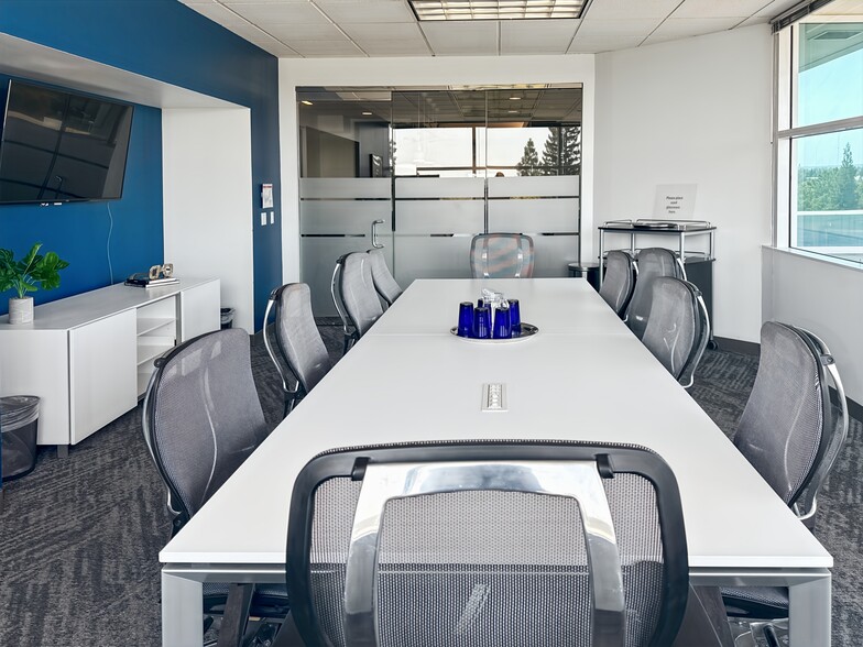 3017 Douglas Blvd, Roseville, CA for lease - Interior Photo - Image 2 of 15