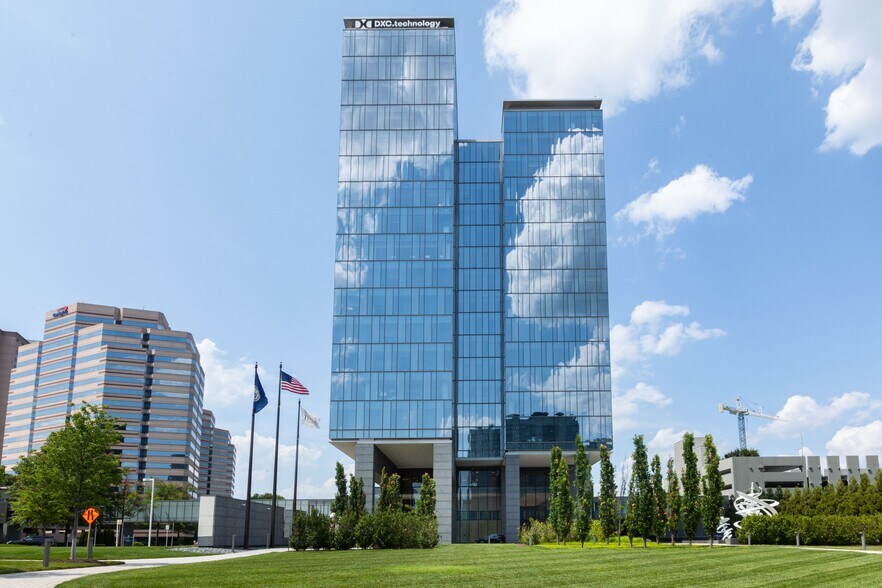 1775 Tysons Blvd, McLean, VA à louer - Photo du bâtiment - Image 1 de 5