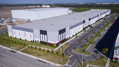 3870 W 108 St, Hialeah, FL à louer Aérien- Image 2 de 2